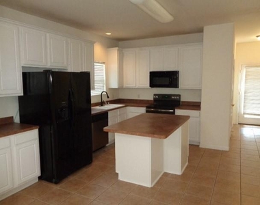 10223 Checkerberry Park Lane - Photo Thumbnail 5