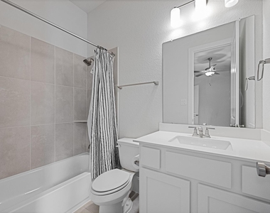622 Platinum Stone Lane - Photo Thumbnail 29