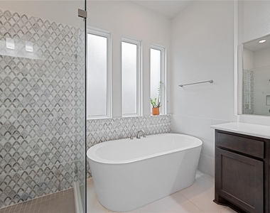 622 Platinum Stone Lane - Photo Thumbnail 20