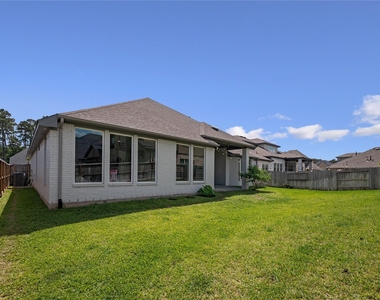 622 Platinum Stone Lane - Photo Thumbnail 37