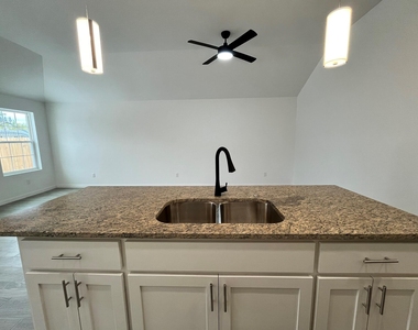 5706 Howell Street - Photo Thumbnail 13