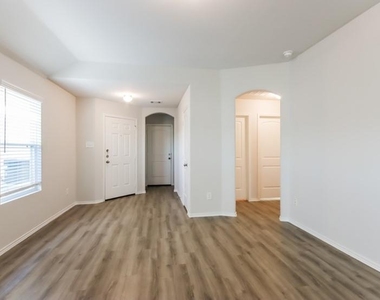 22386 Porter Mountain Lane - Photo Thumbnail 6