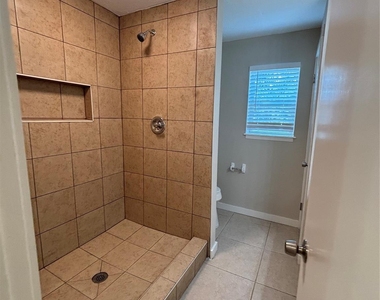8049 Forest Hills Drive - Photo Thumbnail 30