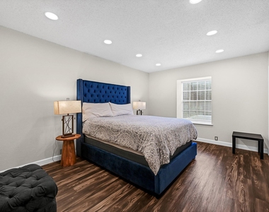 2601 Bellefontaine Street - Photo Thumbnail 8