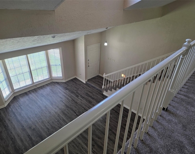12902 Skymeadow Drive - Photo Thumbnail 21