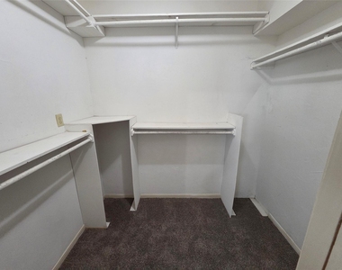 12902 Skymeadow Drive - Photo Thumbnail 34