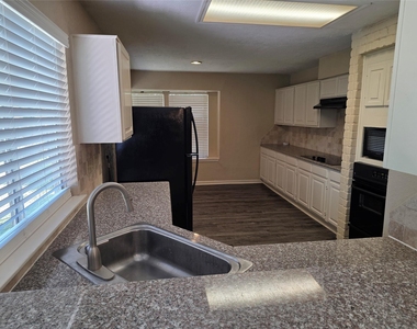 12902 Skymeadow Drive - Photo Thumbnail 12