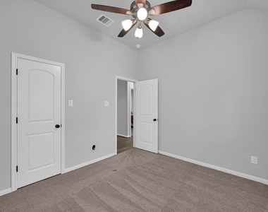 18207 Samie Nell Court - Photo Thumbnail 30