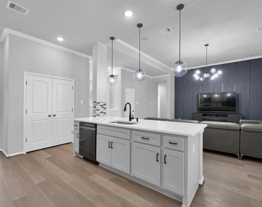 18207 Samie Nell Court - Photo Thumbnail 15
