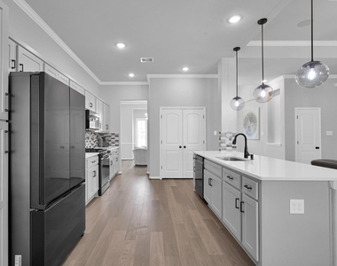 18207 Samie Nell Court - Photo Thumbnail 14