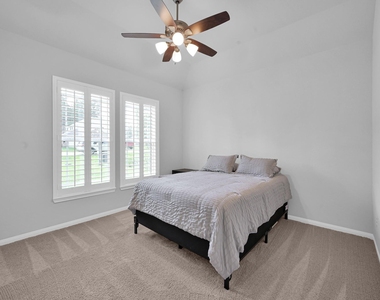 18207 Samie Nell Court - Photo Thumbnail 27