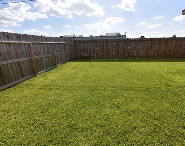 7927 Cardinal Landing Lane - Photo Thumbnail 27