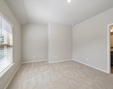 3212 Bright Maple Drive - Photo Thumbnail 22