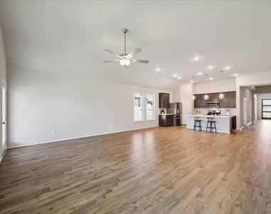 3212 Bright Maple Drive - Photo Thumbnail 8