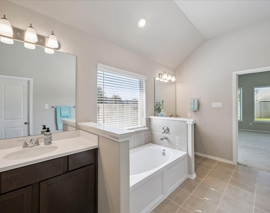 3212 Bright Maple Drive - Photo Thumbnail 28
