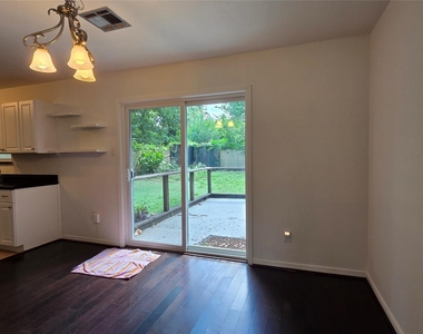 5434 Goldspier Street - Photo Thumbnail 6