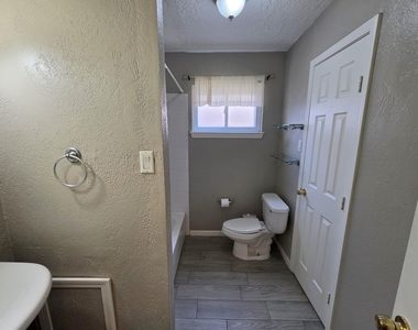 2322 Deer Valley Drive - Photo Thumbnail 26