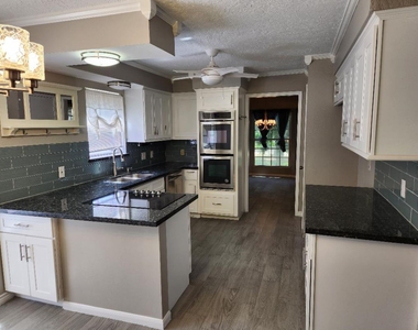 2322 Deer Valley Drive - Photo Thumbnail 14