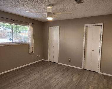 2322 Deer Valley Drive - Photo Thumbnail 20