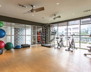 3788 Richmond St Avenue - Photo Thumbnail 11