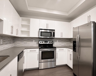 3788 Richmond St Avenue - Photo Thumbnail 5