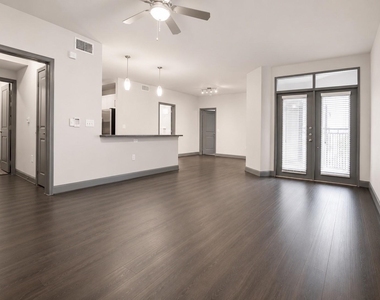 3788 Richmond St Avenue - Photo Thumbnail 1