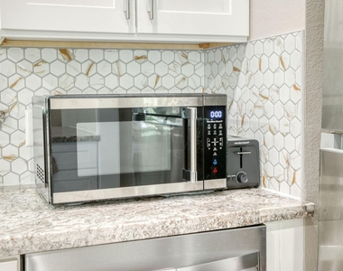 8150 Herschelwood Street - Photo Thumbnail 8