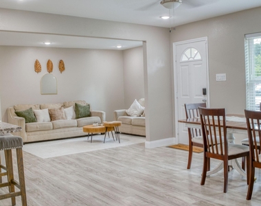 8150 Herschelwood Street - Photo Thumbnail 11