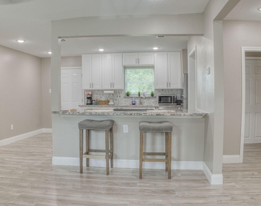 8150 Herschelwood Street - Photo Thumbnail 10