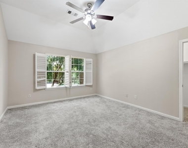 5507 Opal Cove Court - Photo Thumbnail 9