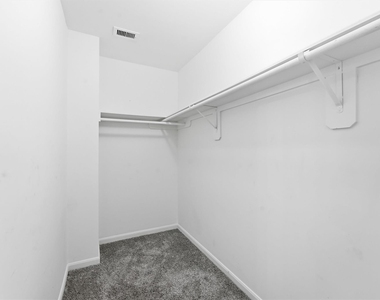 5507 Opal Cove Court - Photo Thumbnail 10