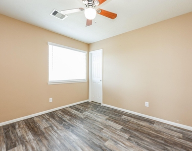 6207 El Granate Drive - Photo Thumbnail 17