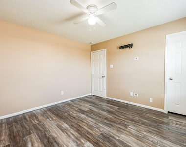 6207 El Granate Drive - Photo Thumbnail 13