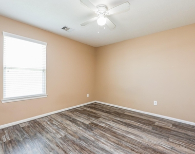 6207 El Granate Drive - Photo Thumbnail 12