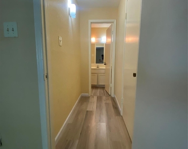 9700 Leawood Boulevard - Photo Thumbnail 9