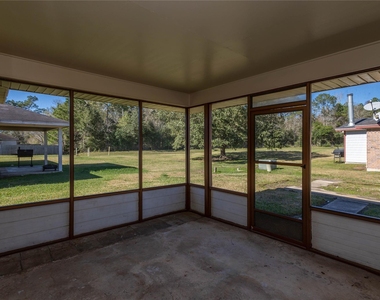 5810 Meadowview Road - Photo Thumbnail 24