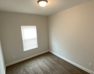 5225 E Houston Road - Photo Thumbnail 21
