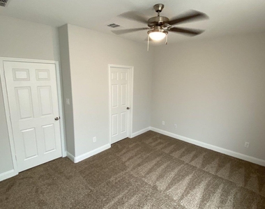 5225 E Houston Road - Photo Thumbnail 12