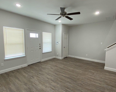 5225 E Houston Road - Photo Thumbnail 1