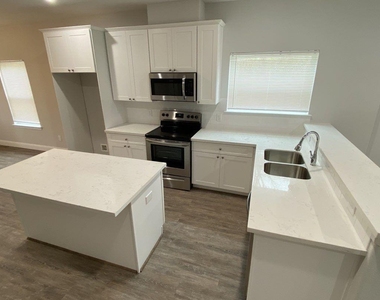 5225 E Houston Road - Photo Thumbnail 3