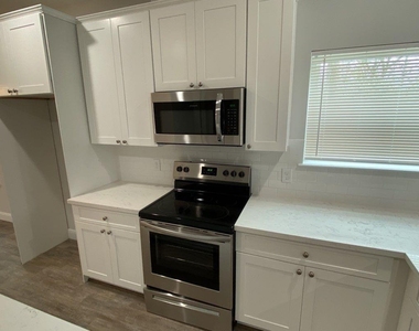 5225 E Houston Road - Photo Thumbnail 7