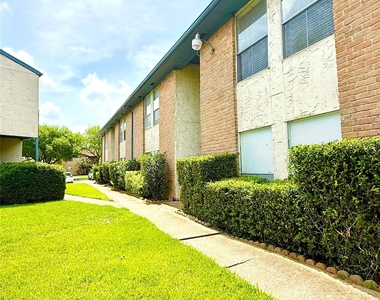 8360 Jorine Drive - Photo Thumbnail 2