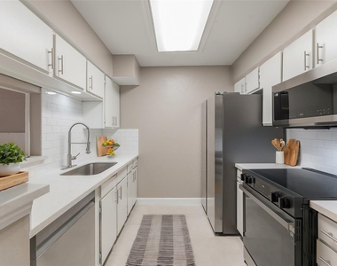 4635 Wild Indigo Street - Photo Thumbnail 28