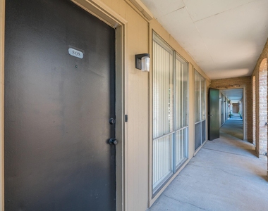 4635 Wild Indigo Street - Photo Thumbnail 32