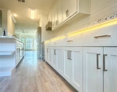 5800 Lumberdale Road - Photo Thumbnail 2