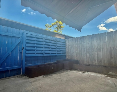 5800 Lumberdale Road - Photo Thumbnail 39