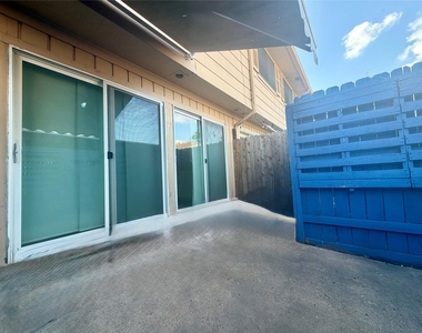 5800 Lumberdale Road - Photo Thumbnail 38