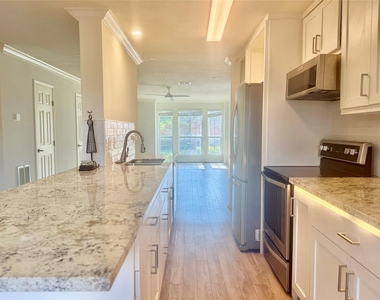 5800 Lumberdale Road - Photo Thumbnail 5