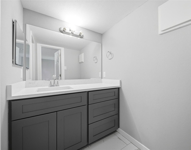 2800 Jeanetta Street - Photo Thumbnail 10