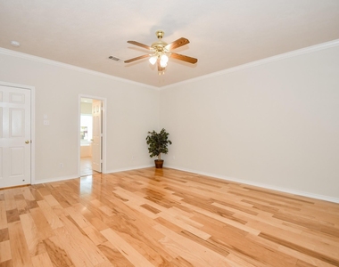 20735 Park Pine Drive - Photo Thumbnail 19